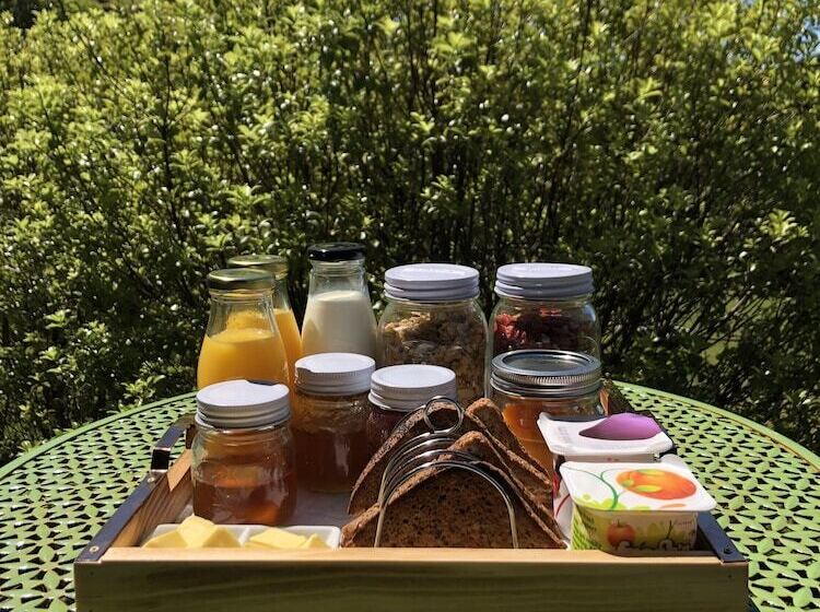 فندق على الطريق Goldfield Suites