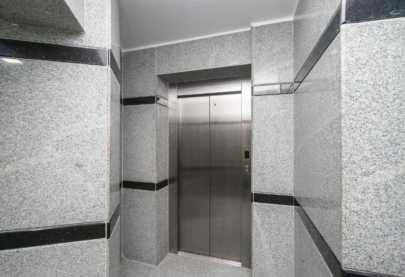 בית מלון כפרי Spot On 30656 Sabari Lodge