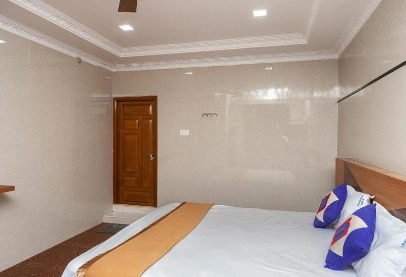 בית מלון כפרי Spot On 30656 Sabari Lodge