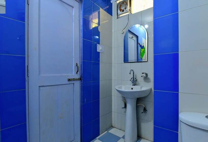 Oyo 35518 Hotel Trekkers Nest