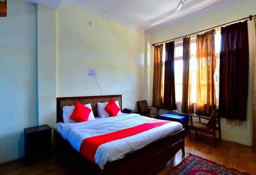 Oyo 35518 Hotel Trekkers Nest