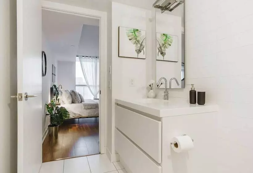 Sarkar Suites   75 Queens Wharf