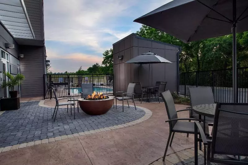 ホテル Fairfield Inn & Suites By Marriott Knoxville Lenoir City/i 75