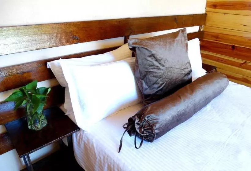 Rocky Bay Resort & Camping