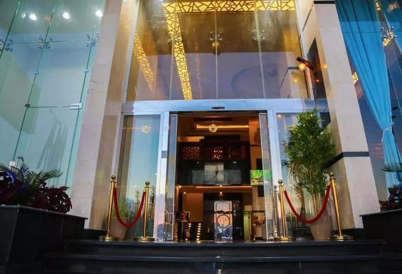 هتل Grand House