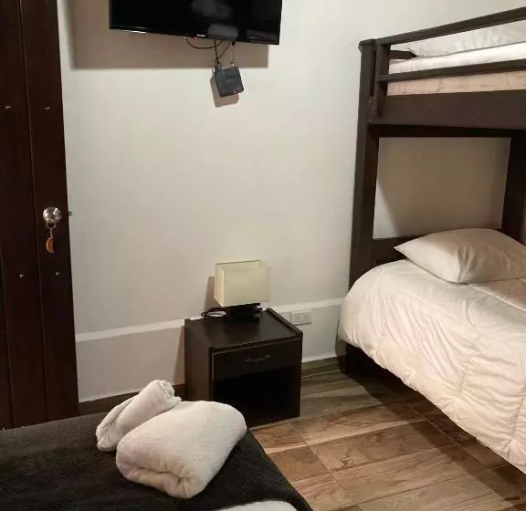 هاستل Boutique Colonial Cartago