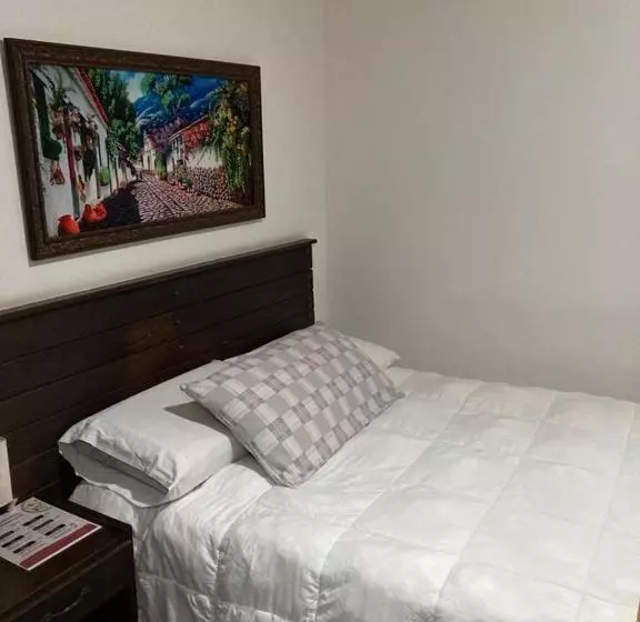 هاستل Boutique Colonial Cartago