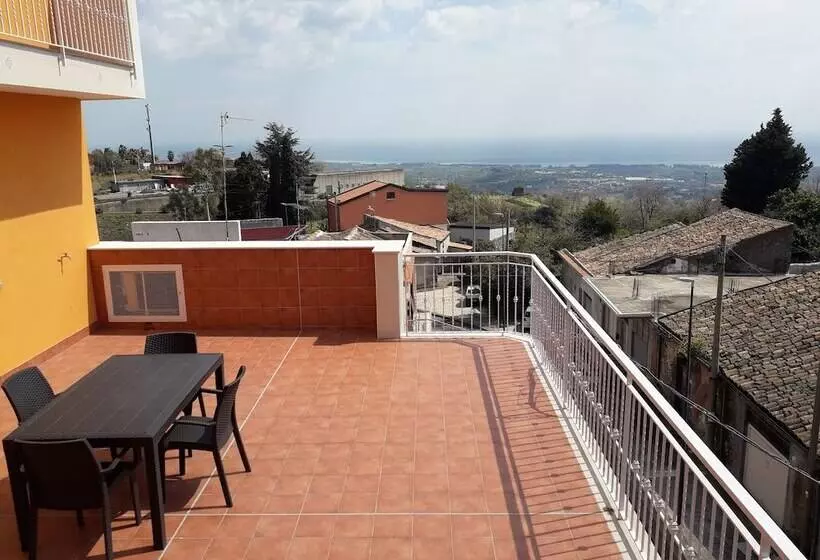 تختخواب و صبحانه L'aurora