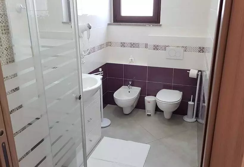 تختخواب و صبحانه L'aurora