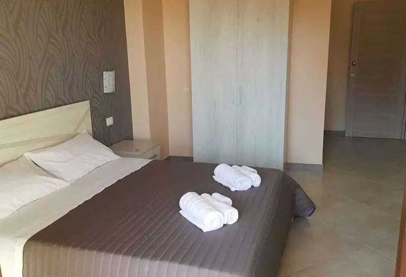 تختخواب و صبحانه L'aurora