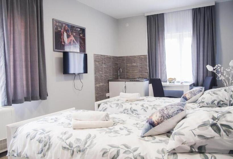 تختخواب و صبحانه Prenoćište Park