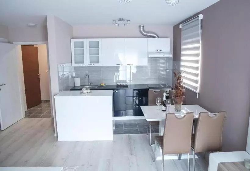 تختخواب و صبحانه Prenoćište Park