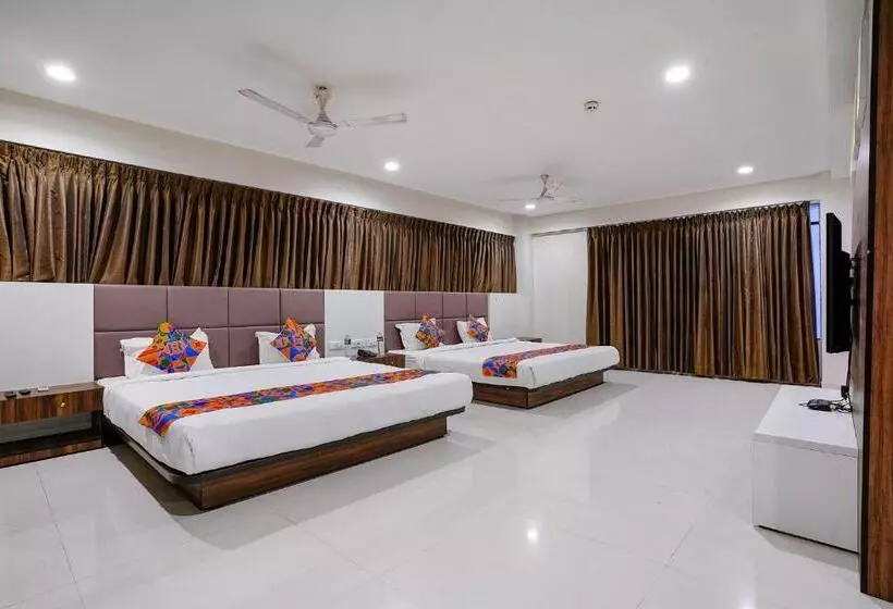 Fabhotel La Victoria Galaxy Circle