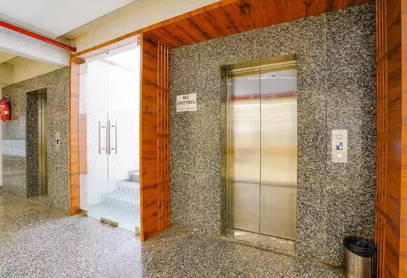 Fabhotel La Victoria Galaxy Circle