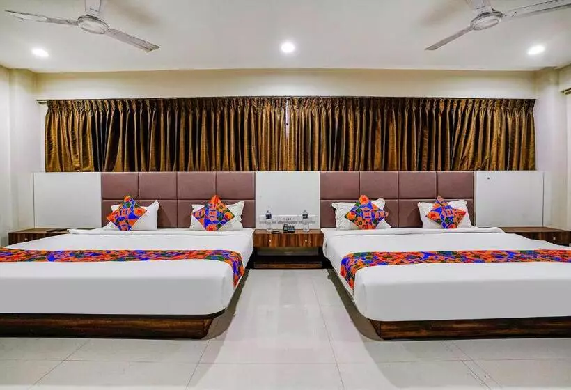 Fabhotel La Victoria Galaxy Circle