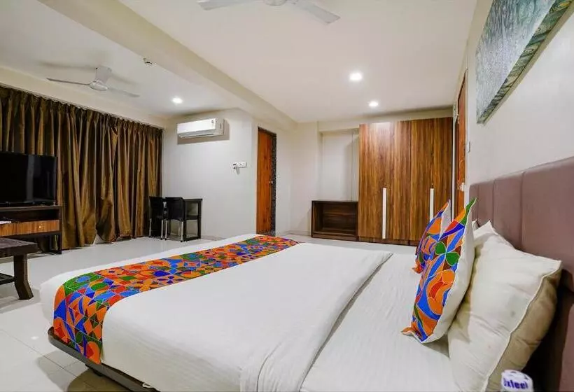 Fabhotel La Victoria Galaxy Circle