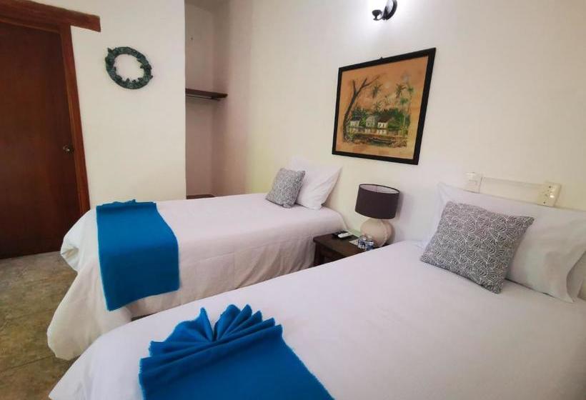 ホテル La Familia