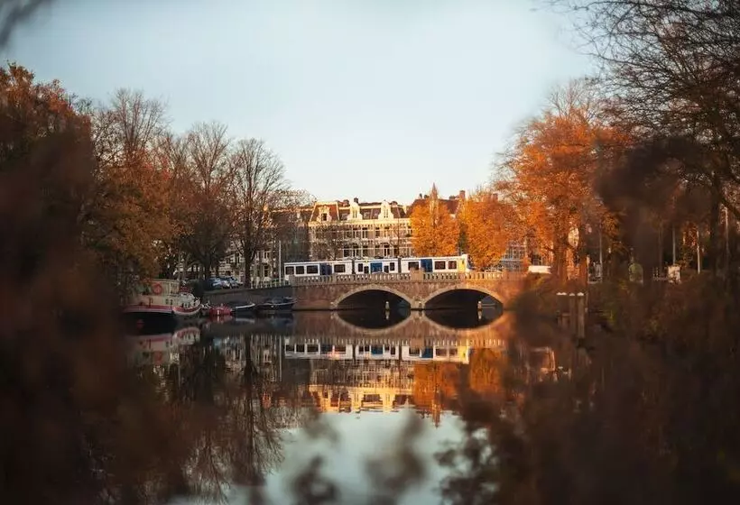 Hotelli Holiday Inn   The Niu, Fender Amsterdam