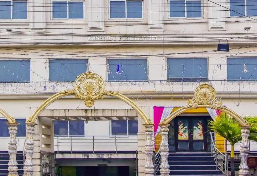 ホテル Vaishnavi Visakhapatnam