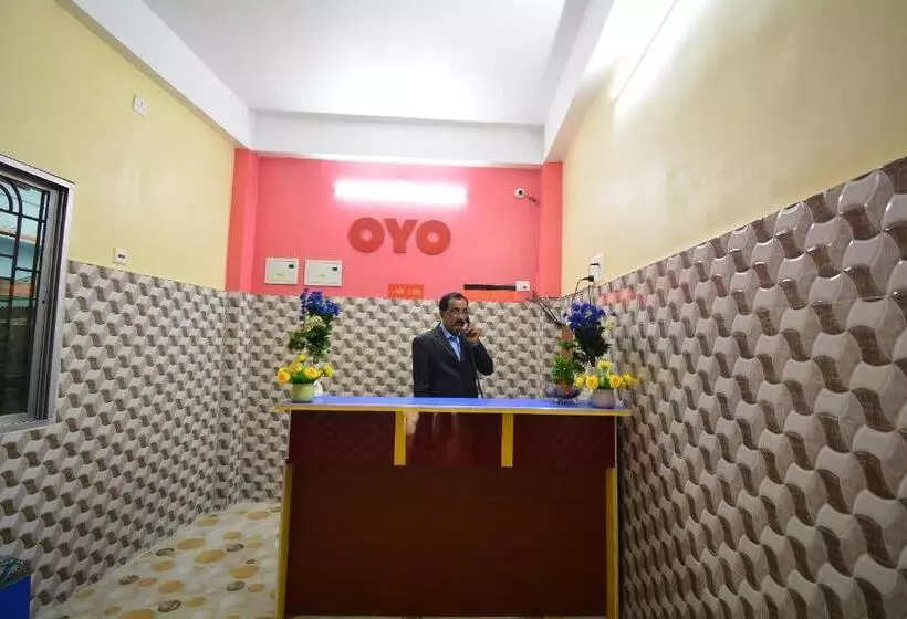 Oyo 30386 Hotel Gloria Inn