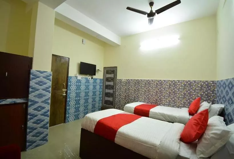 Oyo 30386 Hotel Gloria Inn