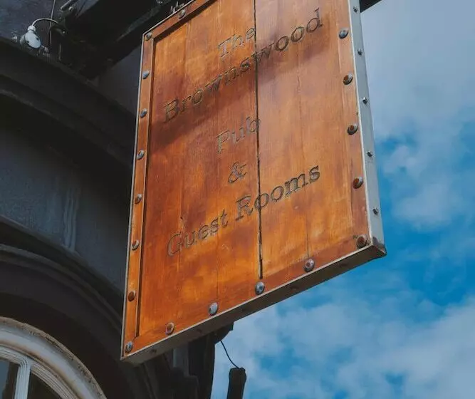 ペンション The Brownswood