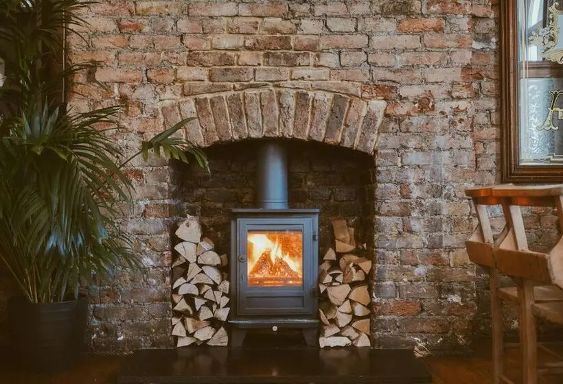 ペンション The Brownswood