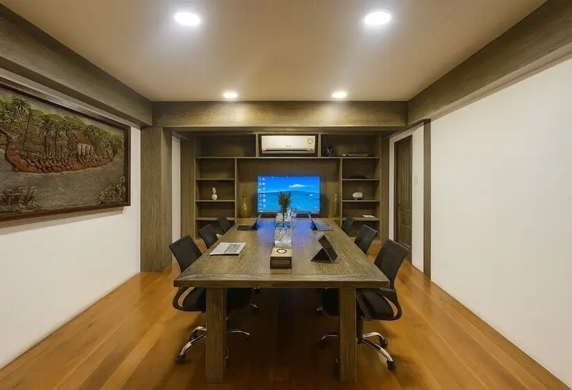 Hotel The Taksim Royal Beach