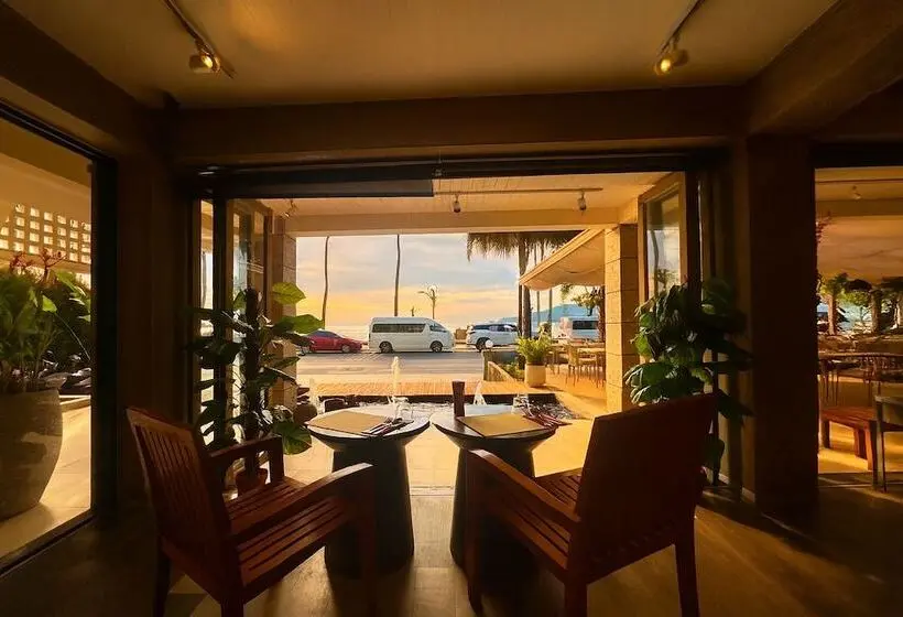 Hotel The Taksim Royal Beach