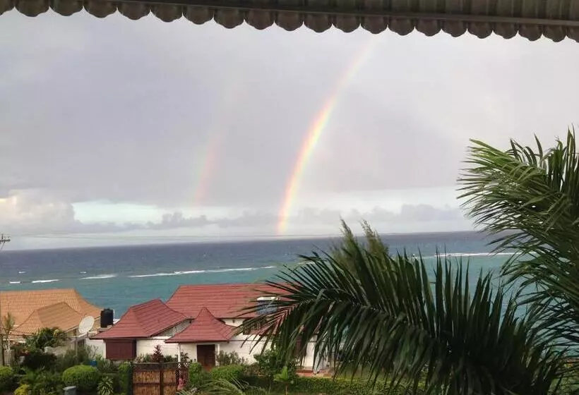 پانسیون Goldenview Guesthouse Ocho Rios