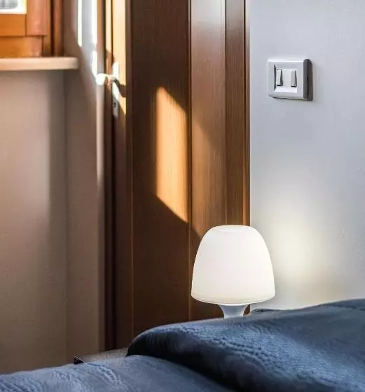 تختخواب و صبحانه Travelershome Morena Guesthouse