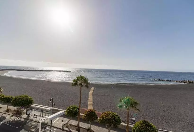 Hotelli Emblemático Holiday Time