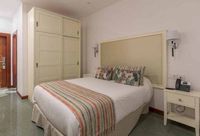 فندق Emblemático Holiday Time