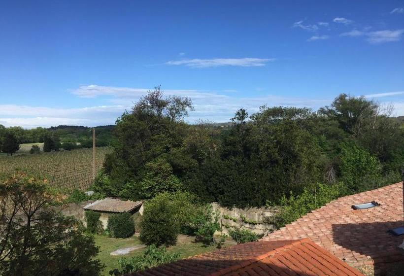 민박 Butterworth Manoir