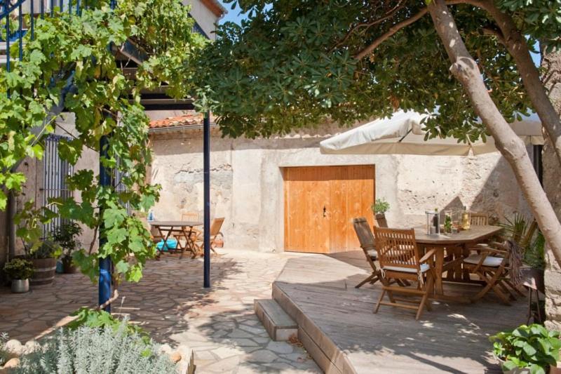 민박 Butterworth Manoir