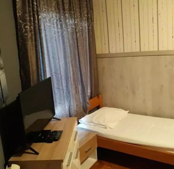 Bed and Breakfast Guesthouse Vila Tamburic