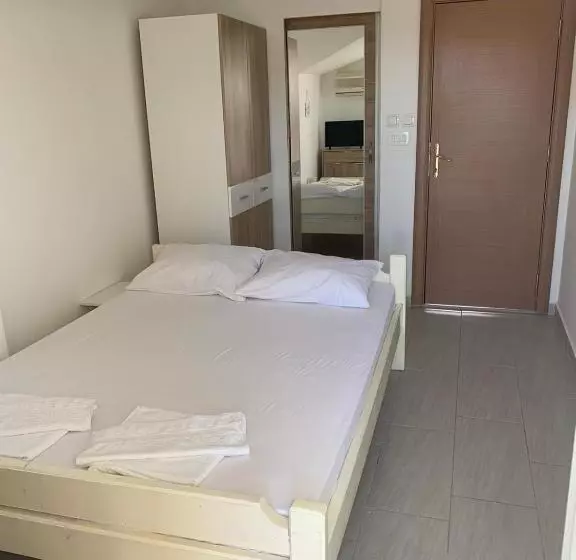 Bed and Breakfast Guesthouse Vila Tamburic