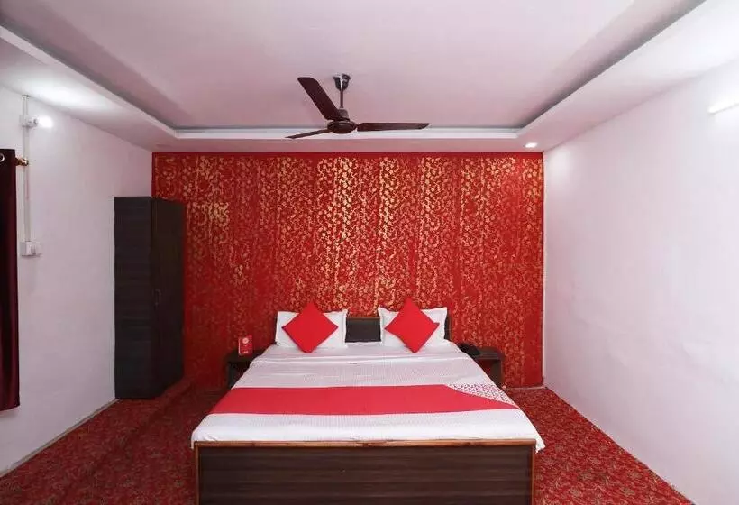 ホテル Spot On Dwevedi Palace