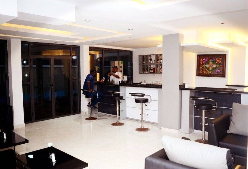 هتل Ziroc Residence