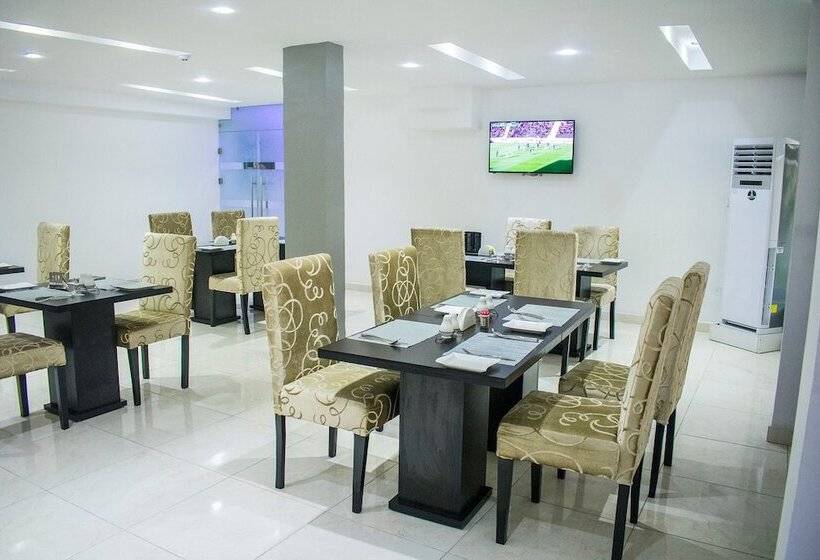 هتل Ziroc Residence