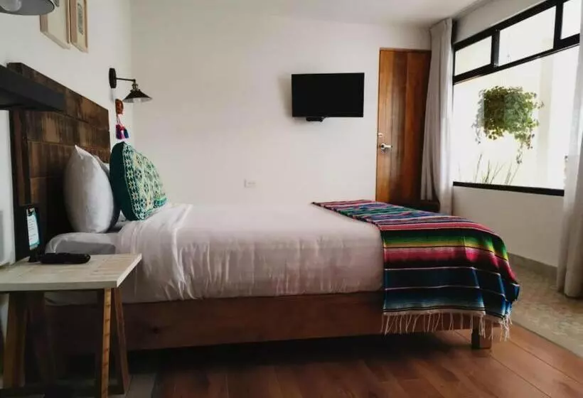 Santa Josefita B&b