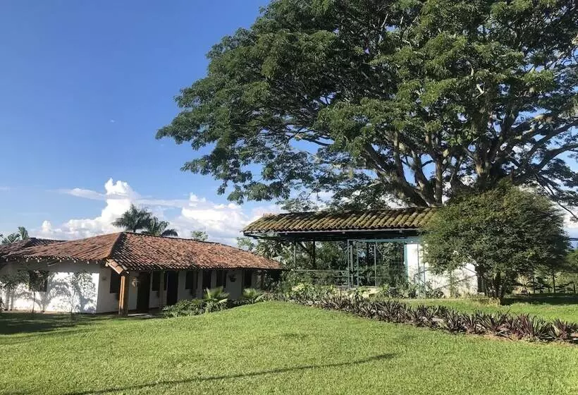 Finca Hotel Brasilia