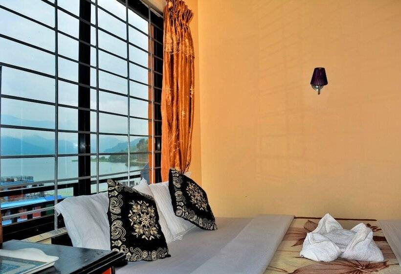 Hotel Direction Pokhara