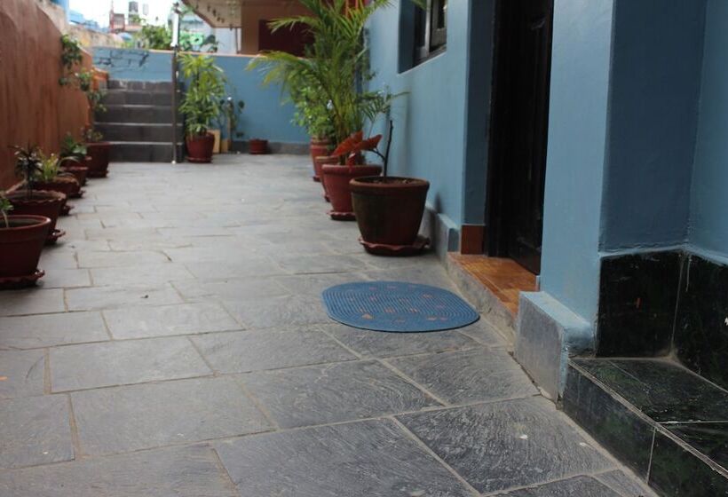 Hotel Direction Pokhara