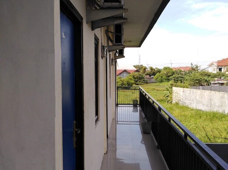 Hotelli Oyo 588 Richmond Residence