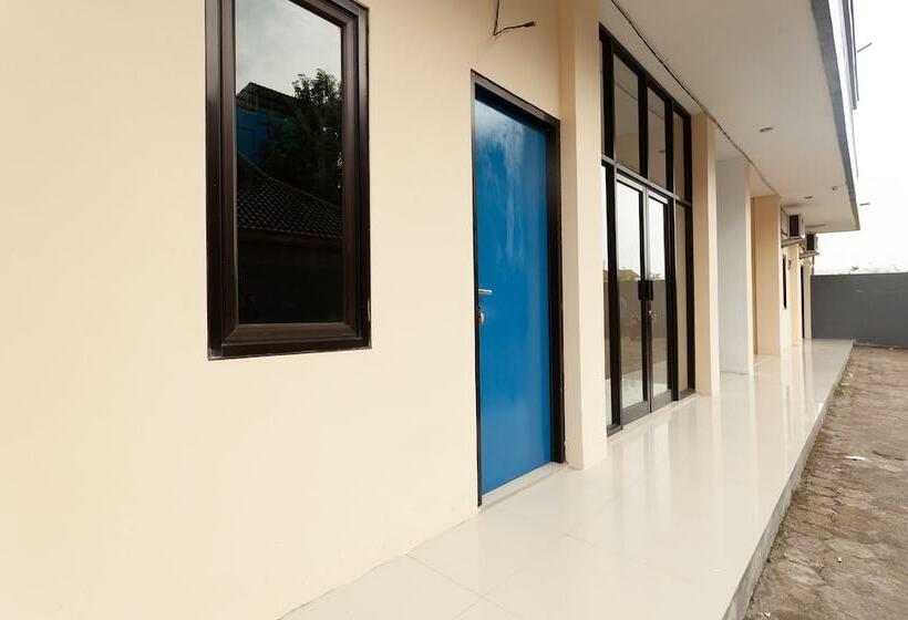 Hotelli Oyo 588 Richmond Residence