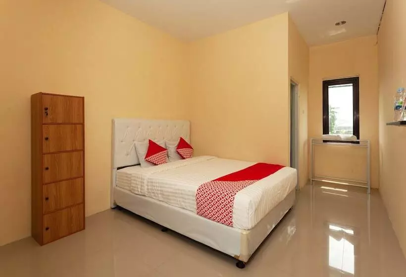 ホテル Oyo 588 Richmond Residence