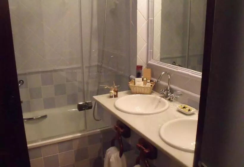 پانسیون Hostal La Panavera