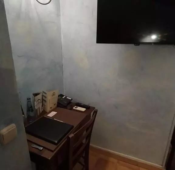 پانسیون Hostal La Panavera