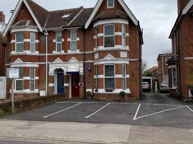 Pensione Rivendell Guest House